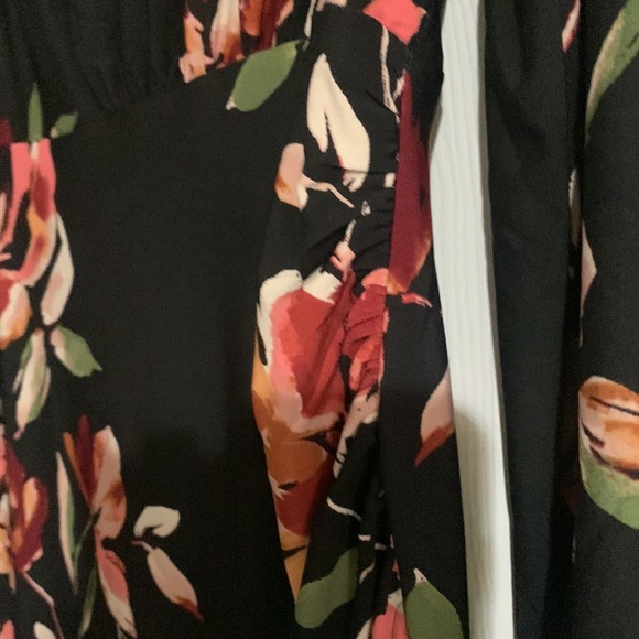 London Times Black Floral Long Sleeve Dress - Picture 3 of 8